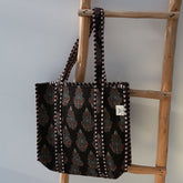 Bolso de hombro con estampado de bloques Indian negro