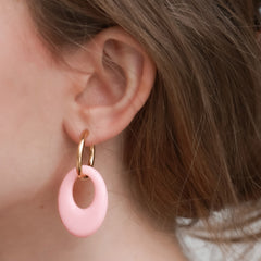 Gold earrings oval pink