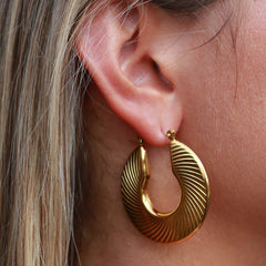 Boucles d'oreilles en or lignes plates
