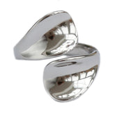 Abrazo de anillo de plata