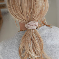 Jogger beige con coletero