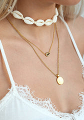 Necklace shell beach cream
