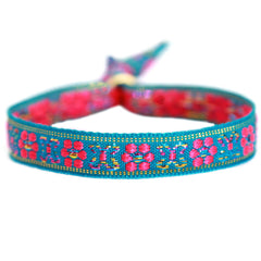 Woven bracelet flower blue
