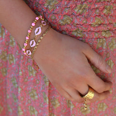 Bracelet lèvres roses or