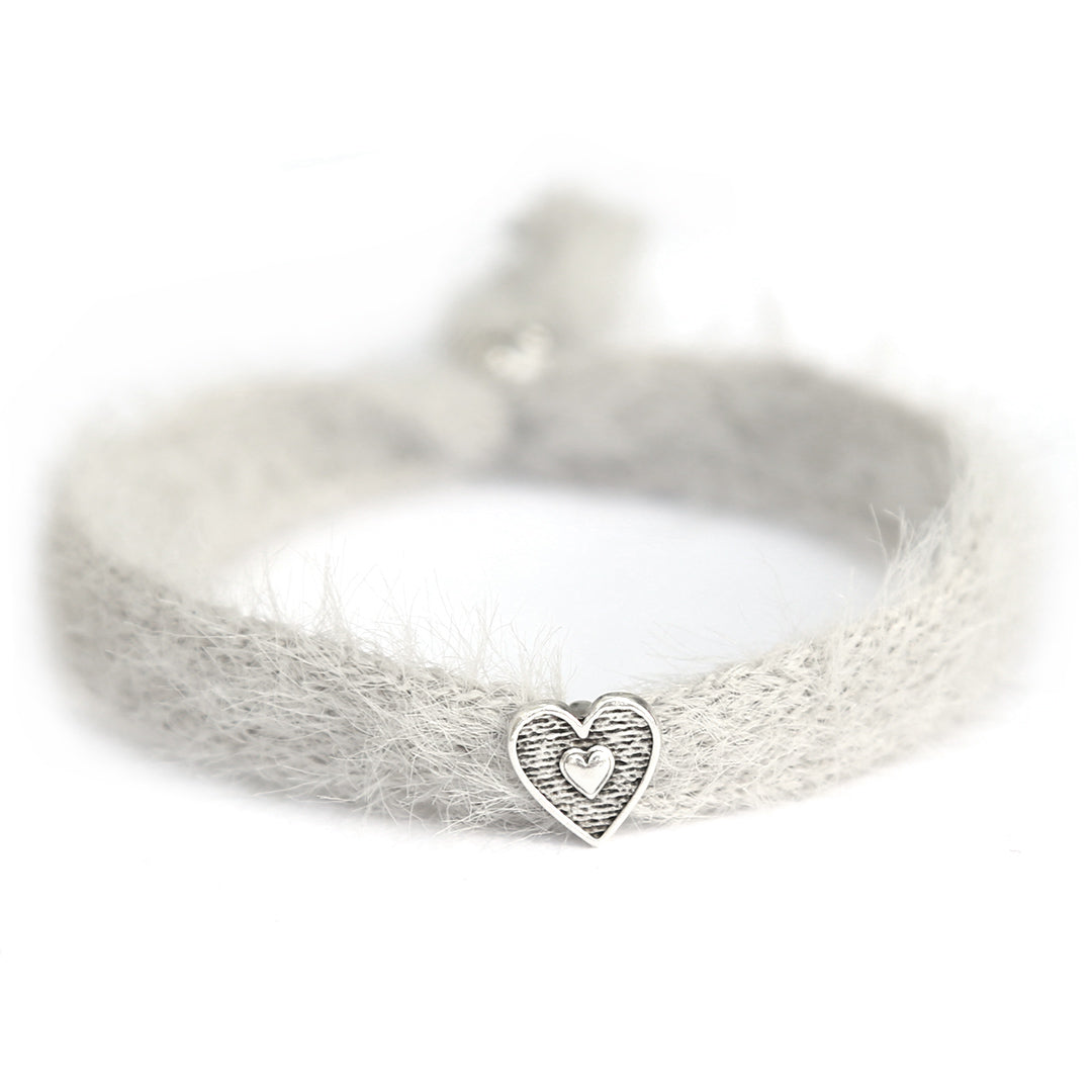 Armband fluffy grijs zilver