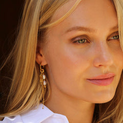 Gold earrings pearl stone brown