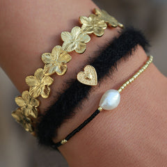 Gold bangle flower