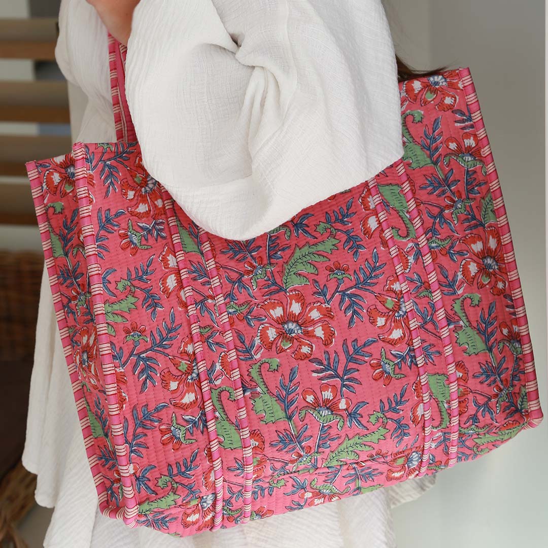 Block print shoulder bag pink