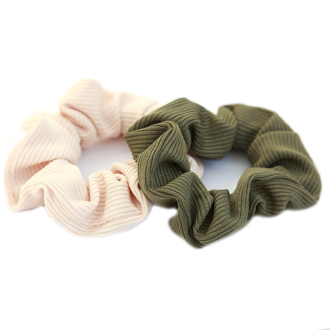 Conjunto de coleteros de canalé estilo militar