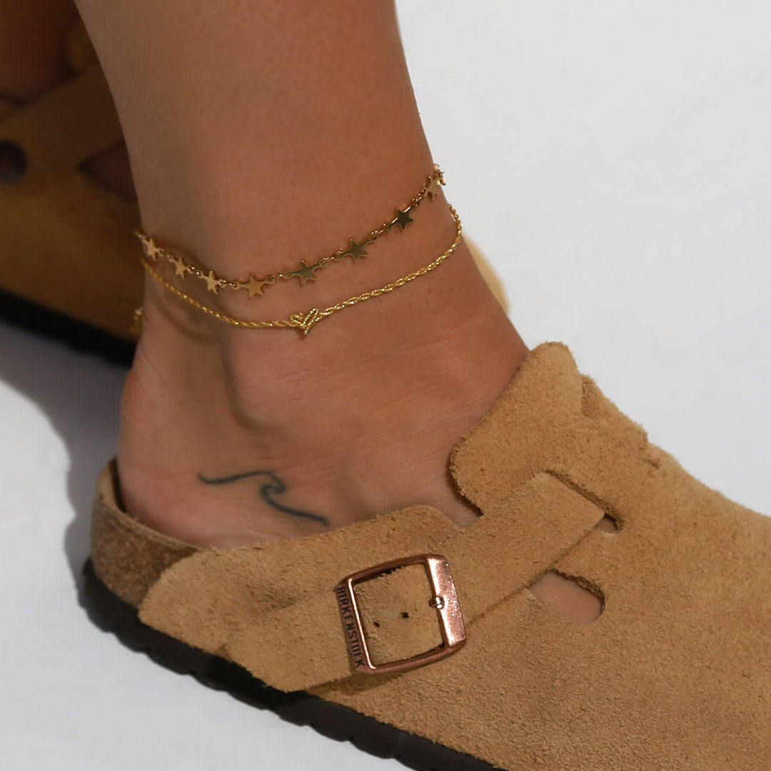 Gold anklet with stars