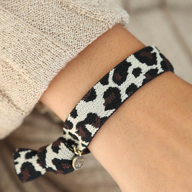 Geweven armbandje luipaard beige