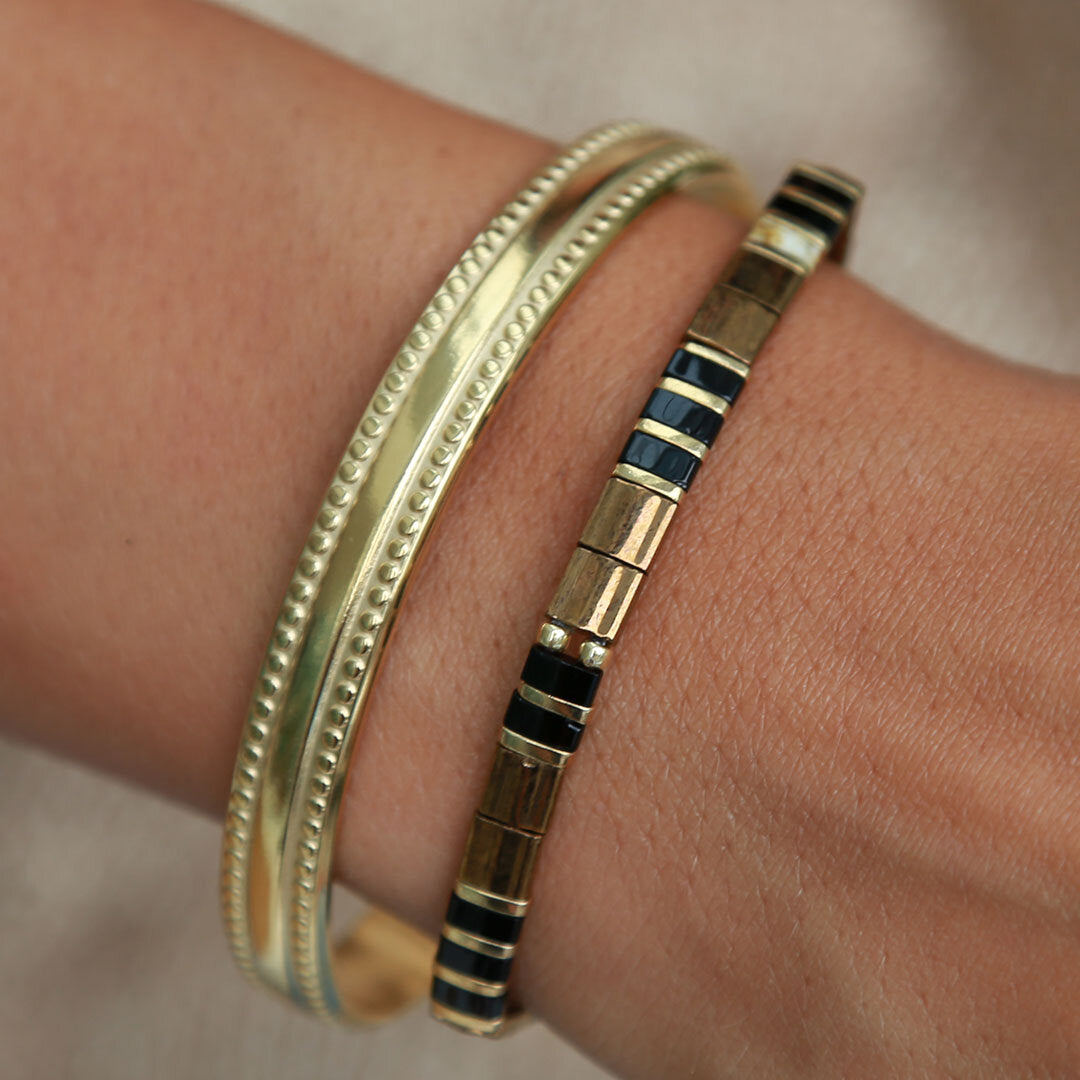 Gold bangle double dots