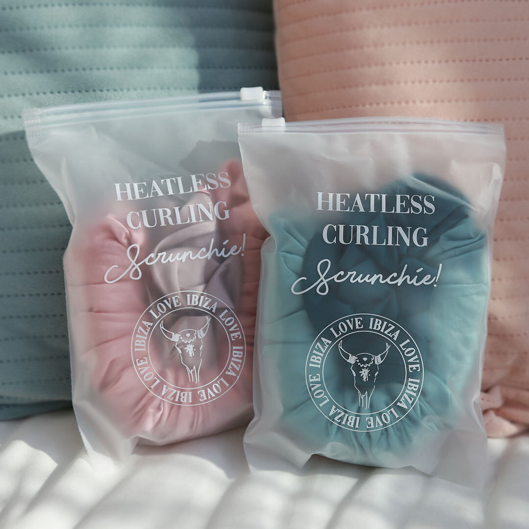 Heatless curls scrunchie blue