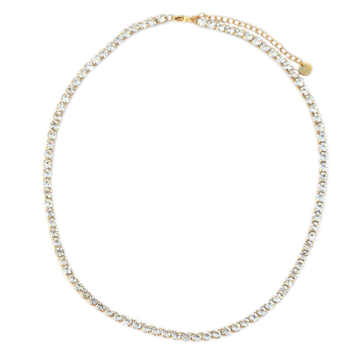 Collier en or covered in diamonds