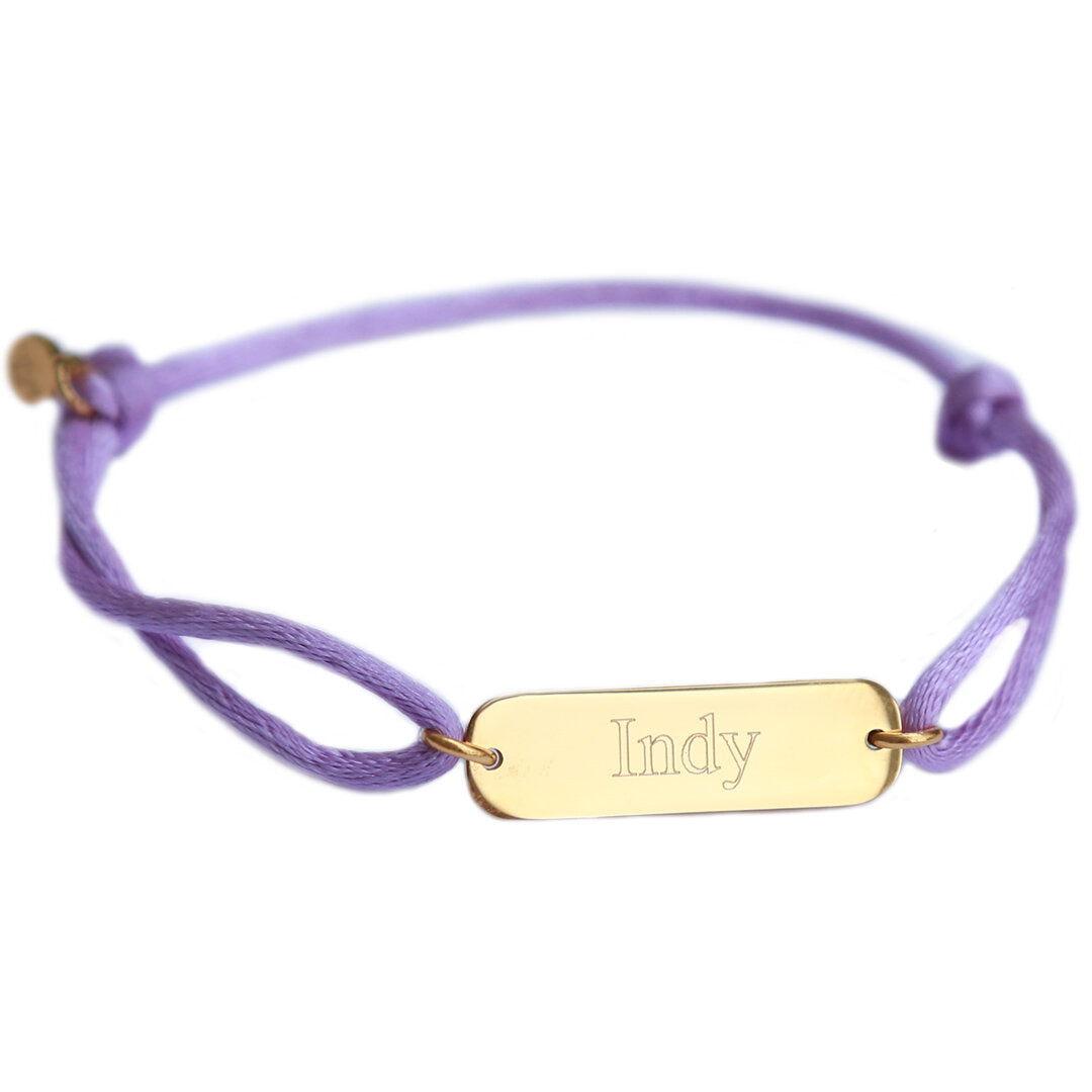 Engraved name bracelet woman